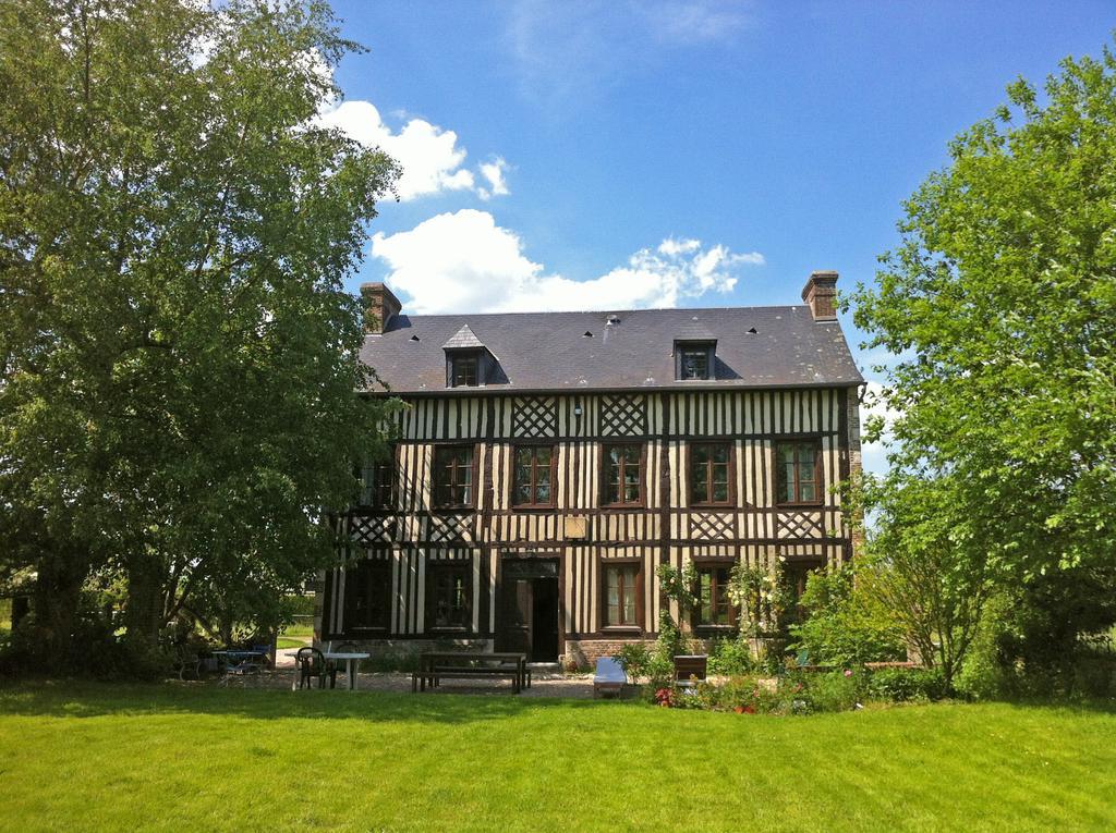 Le Petit Manoir De La Vernelle Bed & Breakfast Fourmetot Ngoại thất bức ảnh